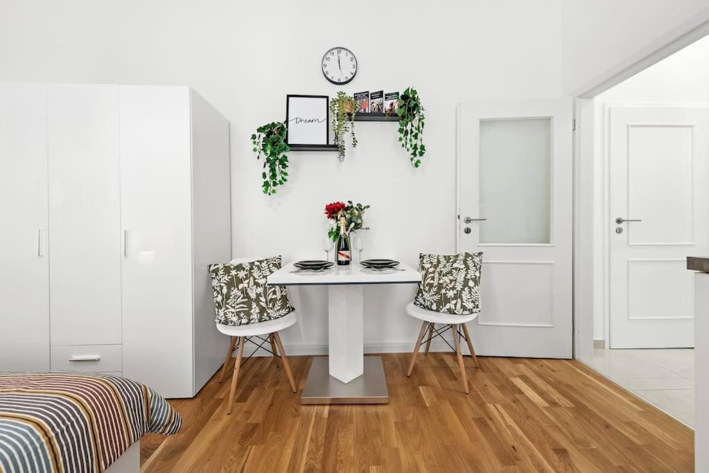 Boho Brand New Studio Prag