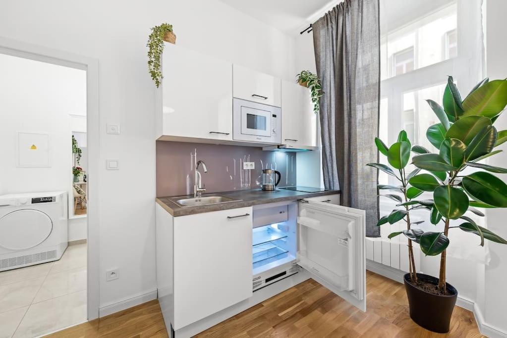 Boho Brand New Studio * Prag